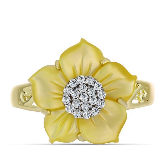 Anel de Prata com Banho de Ouro com Mãe de Pérola e Topázio Branco  Contraste: Cabeca de Veado (800)