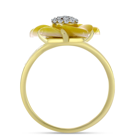 Anel de Prata com Banho de Ouro com Mãe de Pérola e Topázio Branco  Contraste: Cabeca de Veado (800)