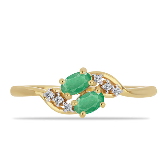 Anel de Prata com Banho de Ouro com Esmeralda do Brasil e Zircão Branco