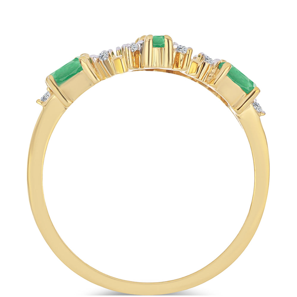 Anel de Prata com Banho de Ouro com Esmeralda do Brasil e Zircão Branco