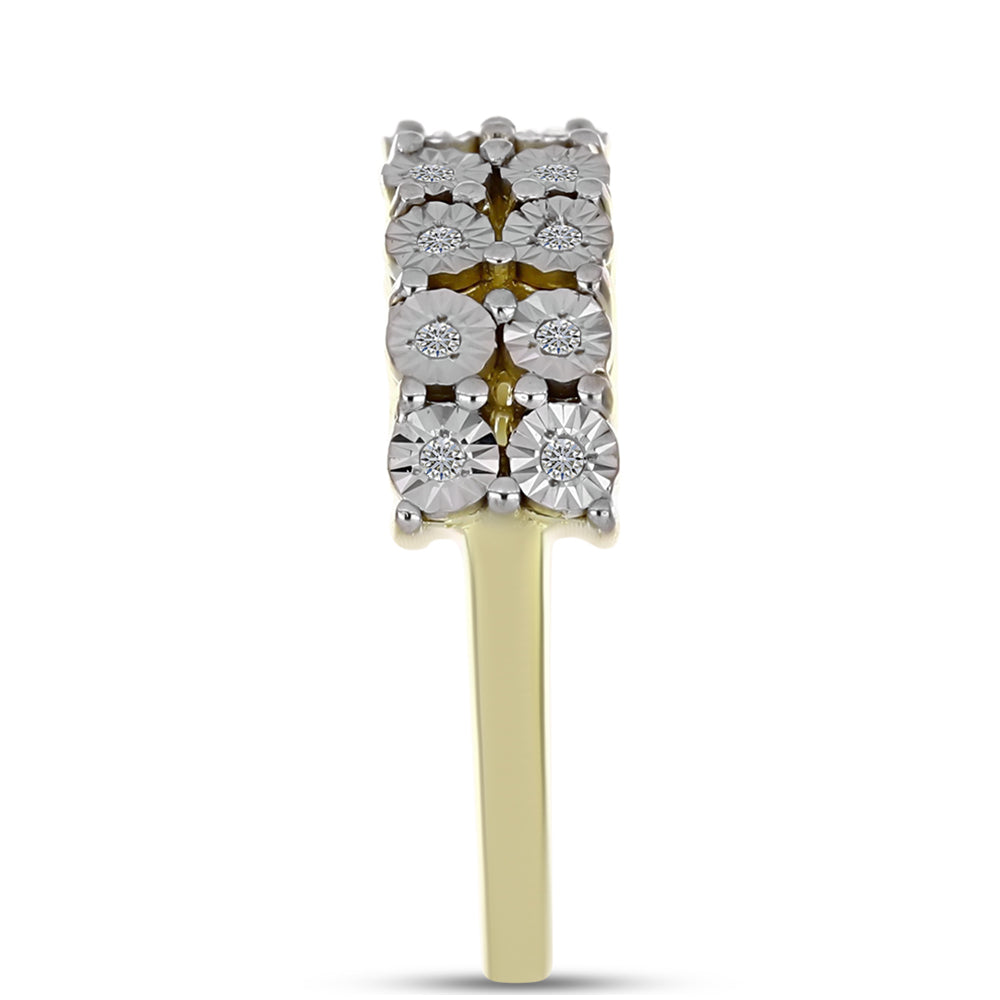 Anel de Prata com Banho de Ouro com Diamante Branco  Contraste: Cabeca de Veado (800)