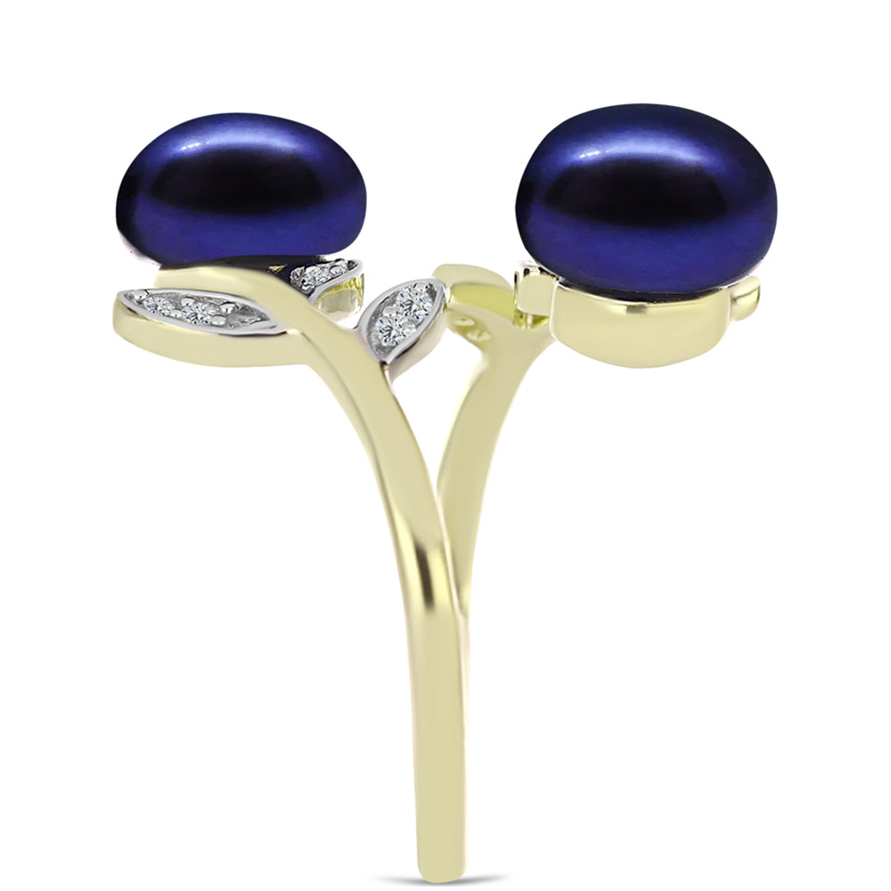 Anel de Prata com Banho de Ouro com Pérola Preta de Água Doce e Topázio Branco  Contraste: Cabeca de Veado (800)