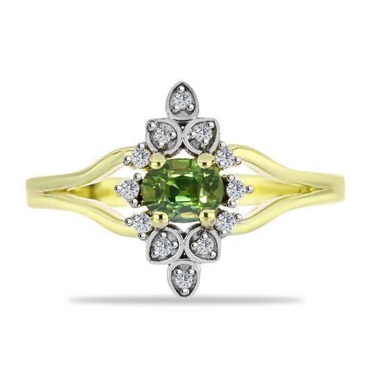 Anel de Prata com Banho de Ouro com Safira Verde e Topázio Branco  Contraste: Cabeca de Veado (800)