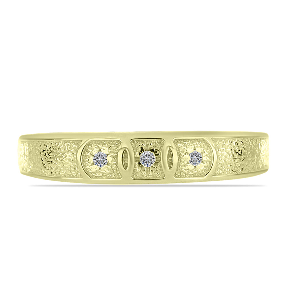 Anel de Prata com Banho de Ouro com Diamante Branco