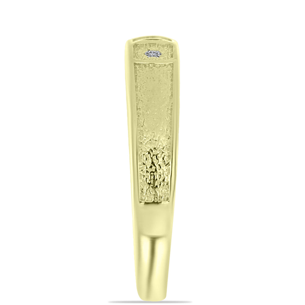 Anel de Prata com Banho de Ouro com Diamante Branco