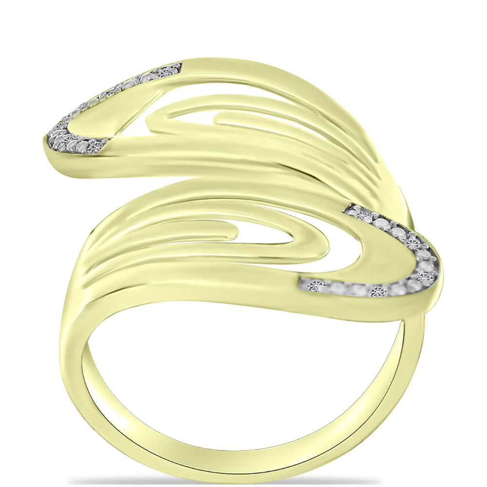 Anel de Prata com Banho de Ouro com Diamante Branco  Contraste: Cabeca de Veado (800) 7 