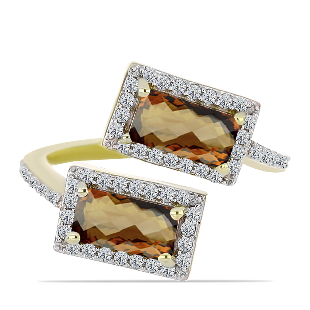 Anel de Prata com Banho de Ouro com Quartzo Cognac e Topázio Branco  Contraste: Cabeca de Veado (800)