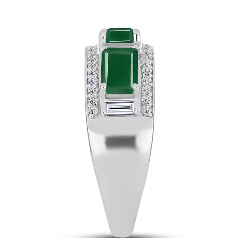 Anel de Prata com Calcedônia Verde e Topázio Branco  Contraste: Cabeca de Veado (800)