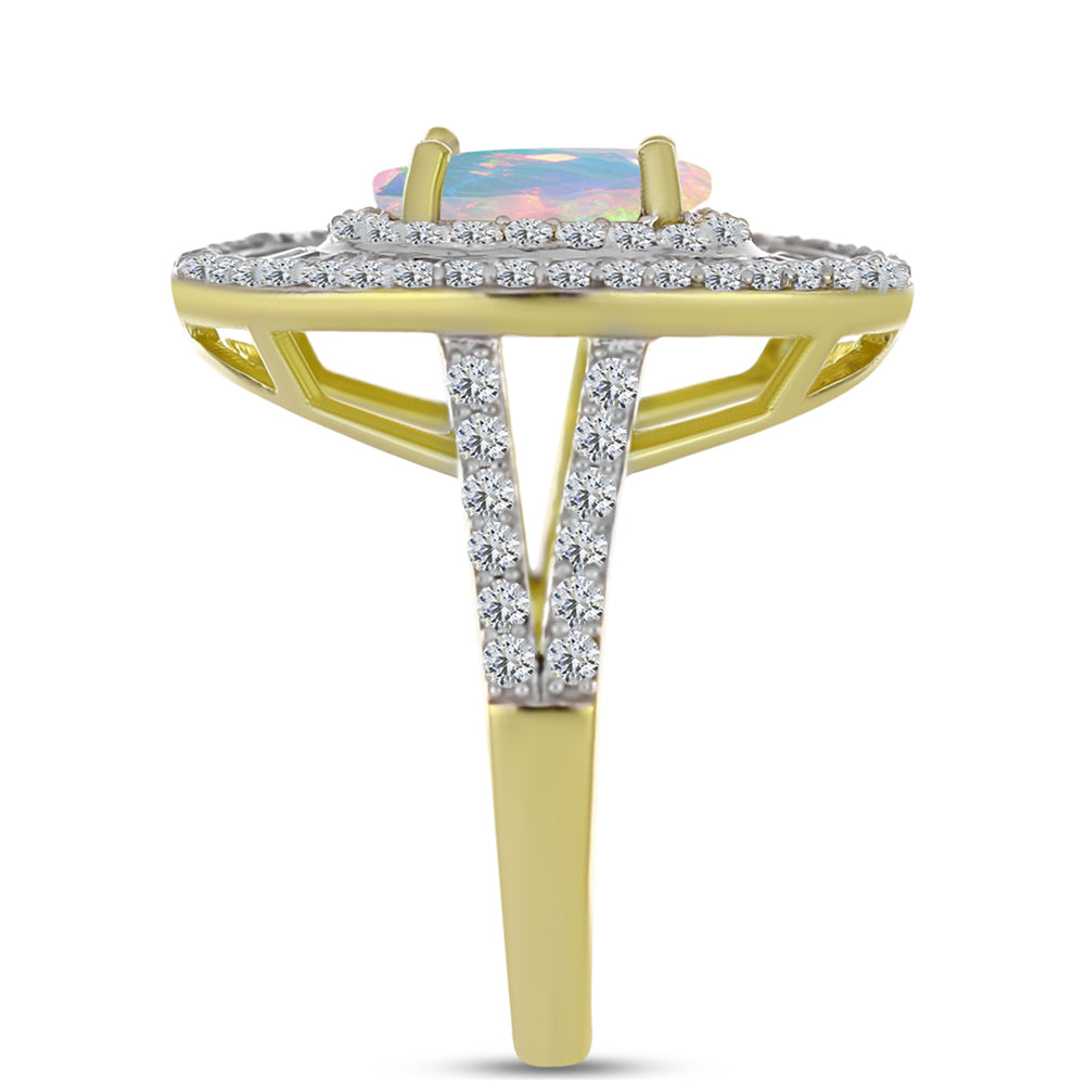 Anel de Prata com Banho de Ouro com Opala Welo e Zircão Branco  Contraste: Cabeca de Veado (800)