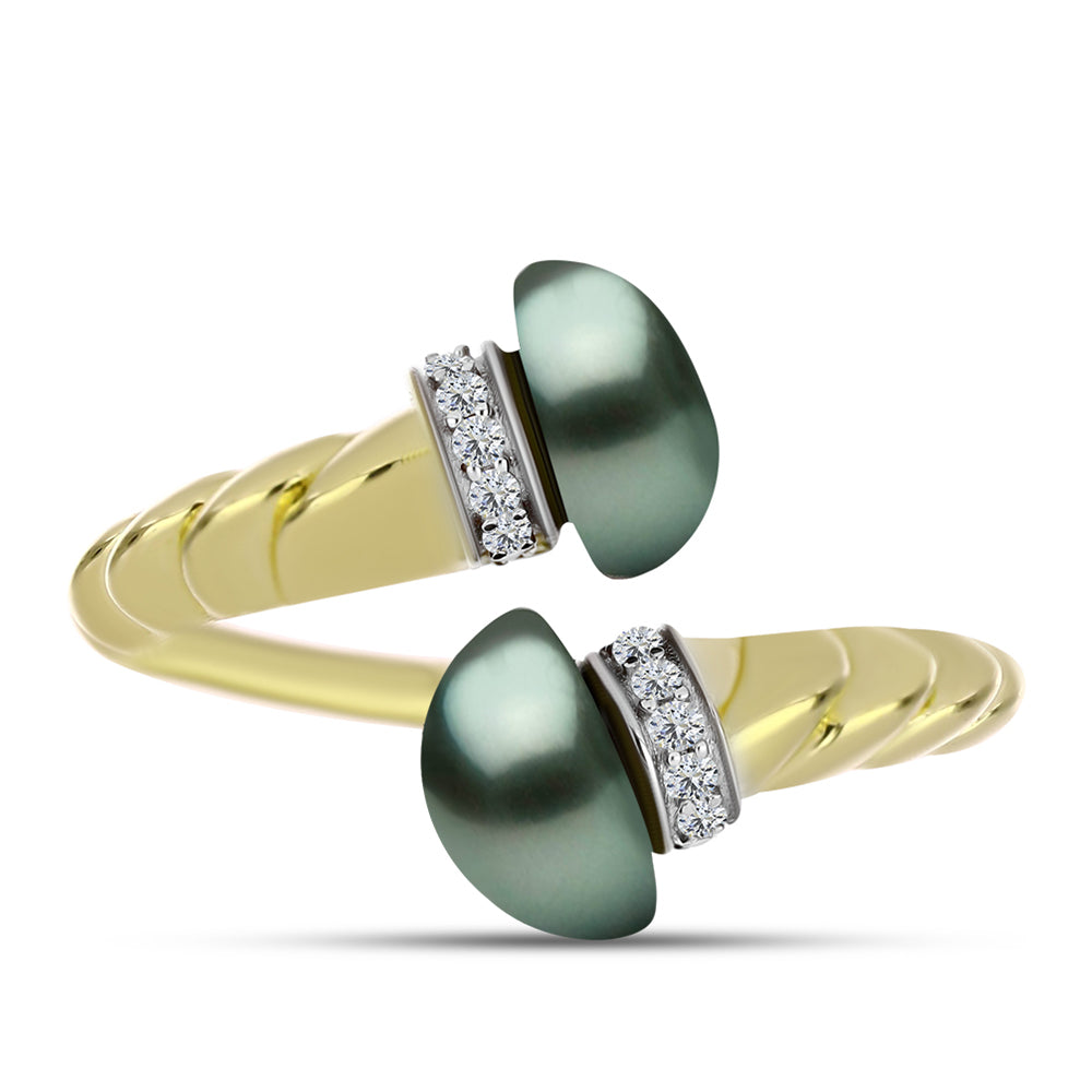 Anel de Prata com Banho de Ouro com Pérola de água doce com tonalidade verde estilo Taiti e Topázio Branco  Contraste: Cabeca de Veado (800)