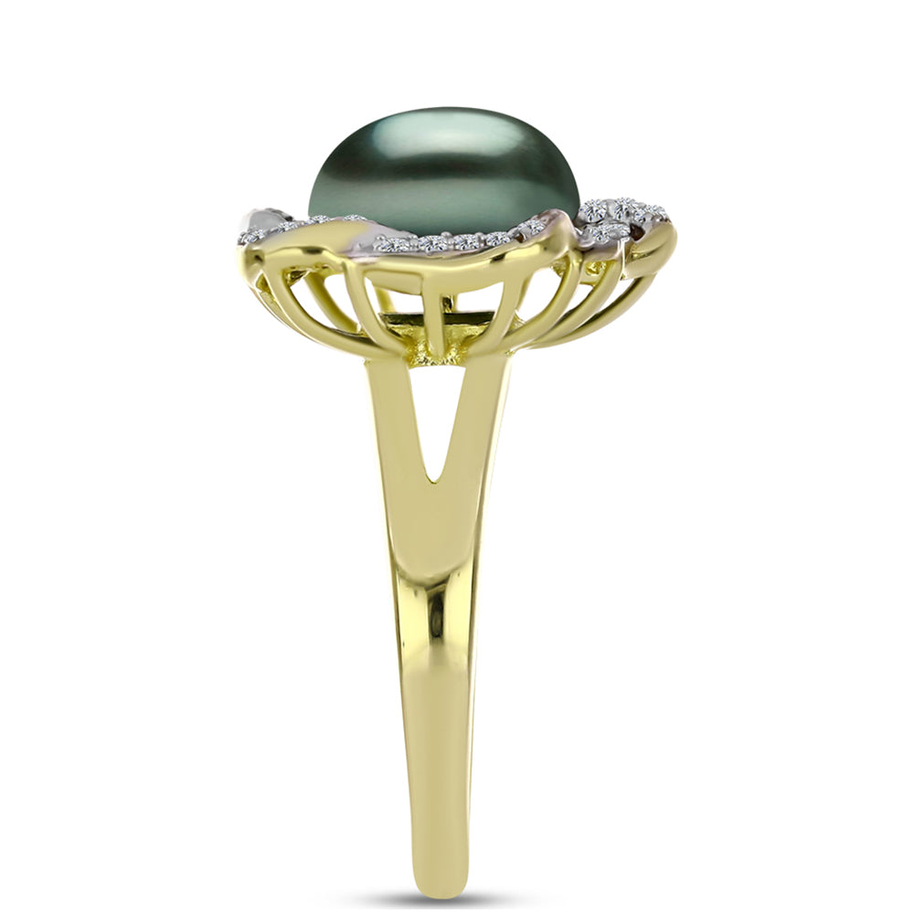 Anel de Prata com Banho de Ouro com Pérola de água doce com tonalidade verde estilo Taiti e Topázio Branco  Contraste: Cabeca de Veado (800)