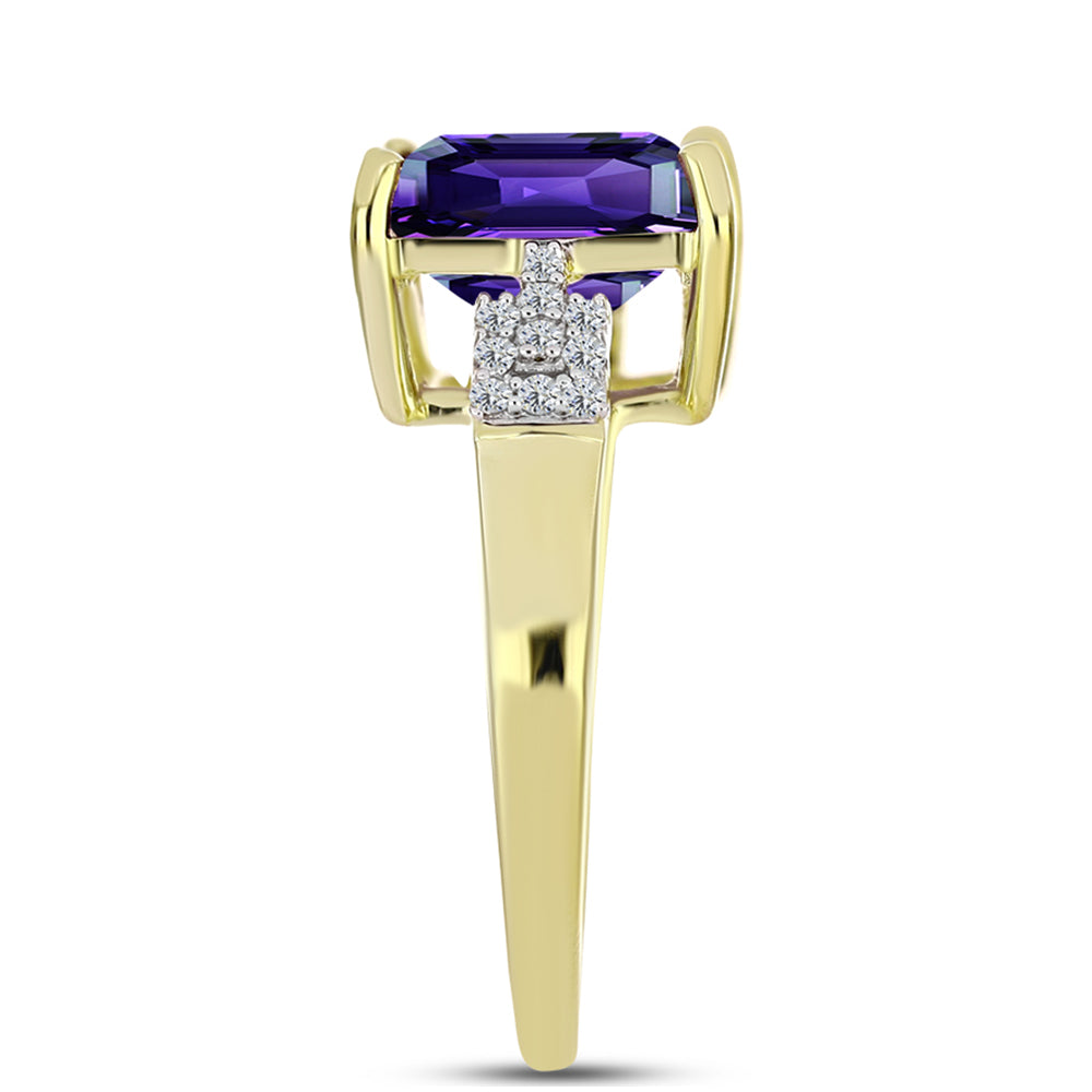 Anel de Prata com Banho de Ouro com Ametista de Marrocos e Topázio Branco  Contraste: Cabeca de Veado (800)