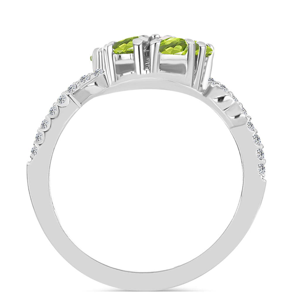 Anel de Prata com Peridoto de Changbai e Topázio Branco  Contraste: Cabeca de Veado (800)