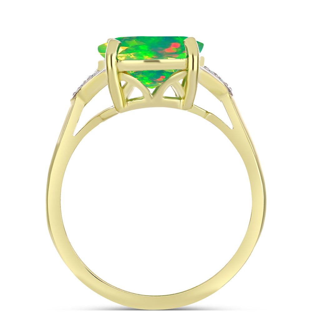 Anel de Prata com Banho de Ouro com Opala Verde do Etíope Lega Dembi e Topázio Branco  Contraste: Cabeca de Veado (800)