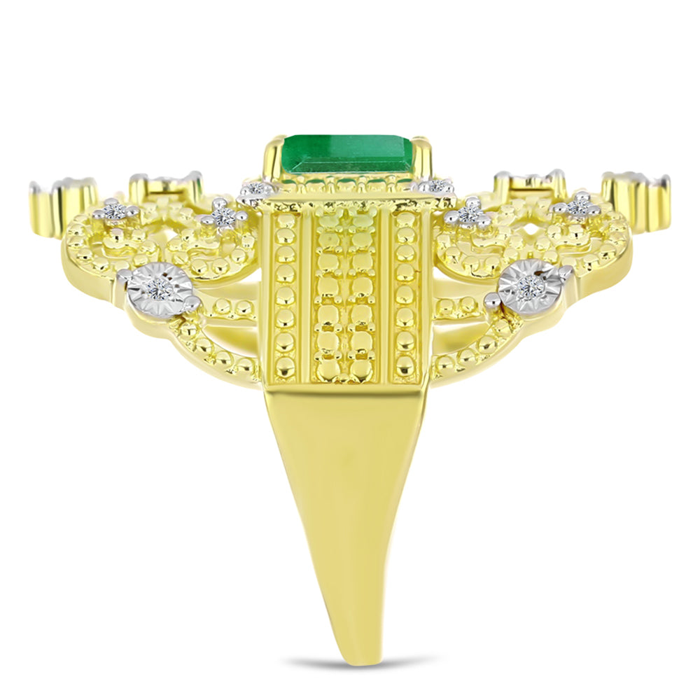 Anel de Prata com Banho de Ouro com Esmeralda do Brasil e Topázio Branco  Contraste: Cabeca de Veado (800)