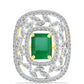 Anel de Prata com Banho de Ouro com Esmeralda do Brasil e Topázio Branco  Contraste: Cabeca de Veado (800)