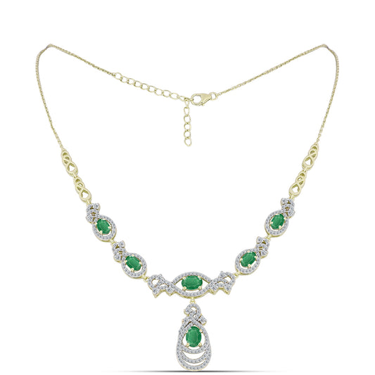 Colar de Prata com Banho de Ouro com Esmeralda do Brasil e Topázio Branco  Contraste: Cabeca de Veado (800)