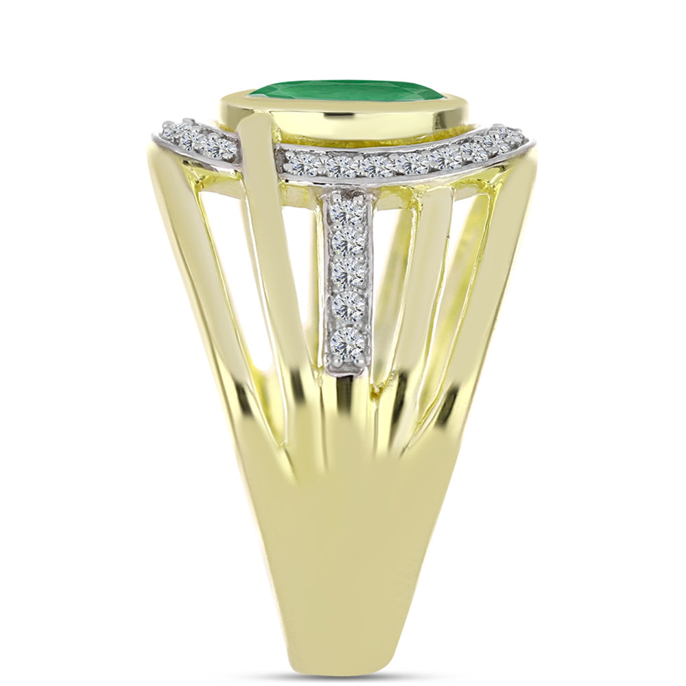 Anel de Prata com Banho de Ouro com Esmeralda do Brasil e Topázio Branco  Contraste: Cabeca de Veado (800)