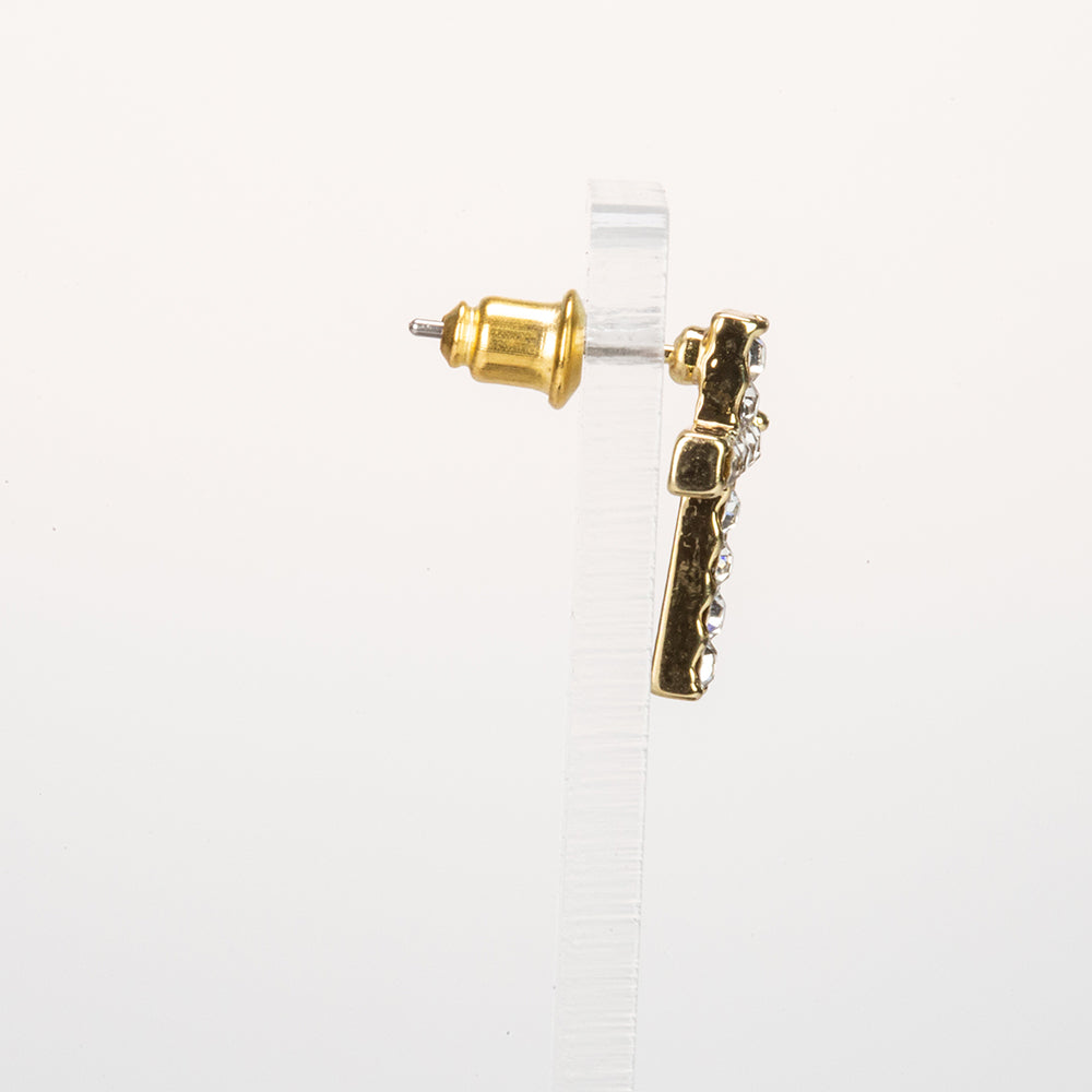 Conjunto de 2 peças CROSS EDITION composto por um pendente banhado a ouro com um fio de um par de brincos a combinar da mesma linha com Cristais Emporia Brancos