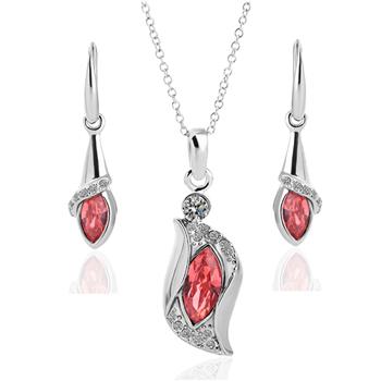 Conjunto de Liga de Ouro com Cristal Emporia® Vermelho ( Colar+Brincos )