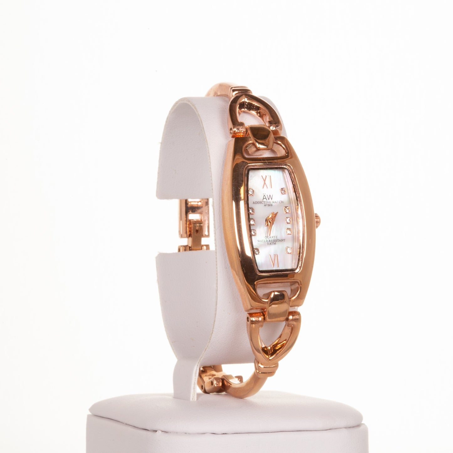 AW Relógio feminino Banhado a liga de Ouro Rosa com pulseira triangular fina e cristais de quartzo