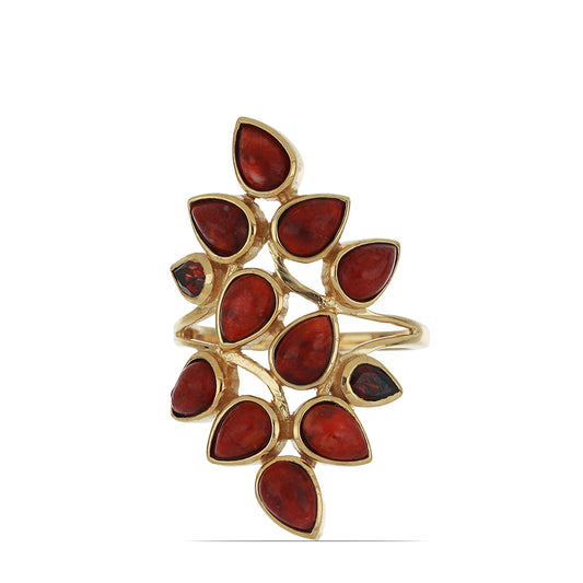 Anel de Prata com Banho de Ouro com Coral Esponja Vermelha e Granada de Barton  Contraste: Cabeca de Veado (800)
