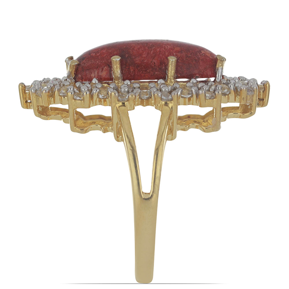 Anel de Prata com Banho de Ouro com Coral Esponja Vermelha e Topázio Branco  Contraste: Cabeca de Veado (800)